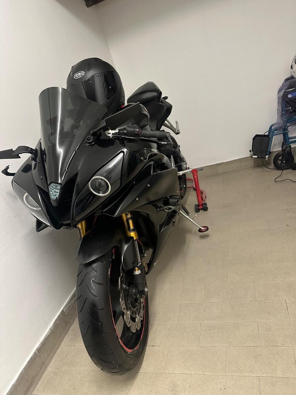 Yamaha YZF R6 (2006 - 07) (2)