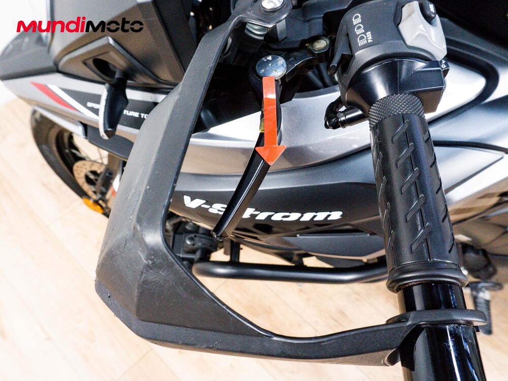 Suzuki V-Strom 1000XT (2017 - 20) (17)