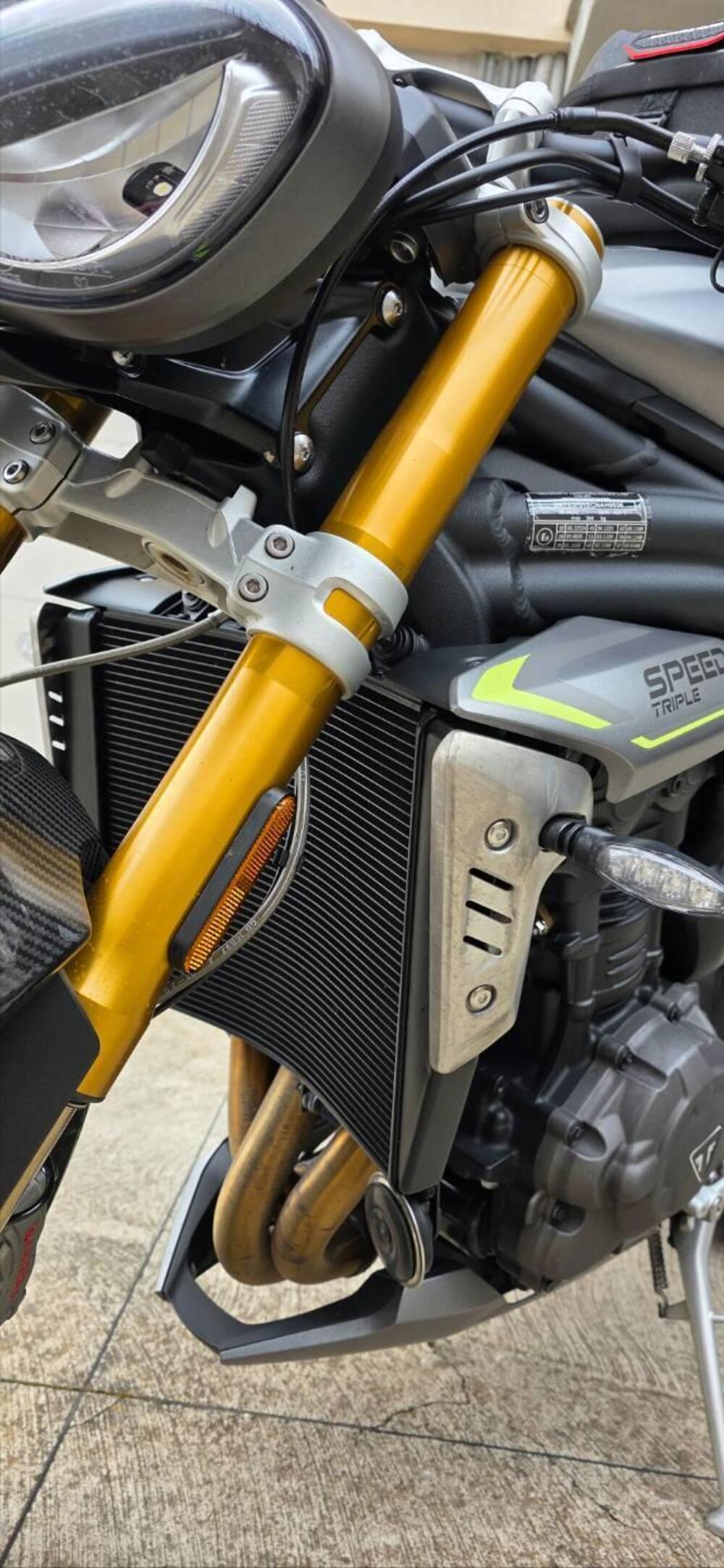 Triumph Speed Triple 1200 RS (2021 - 24) (14)