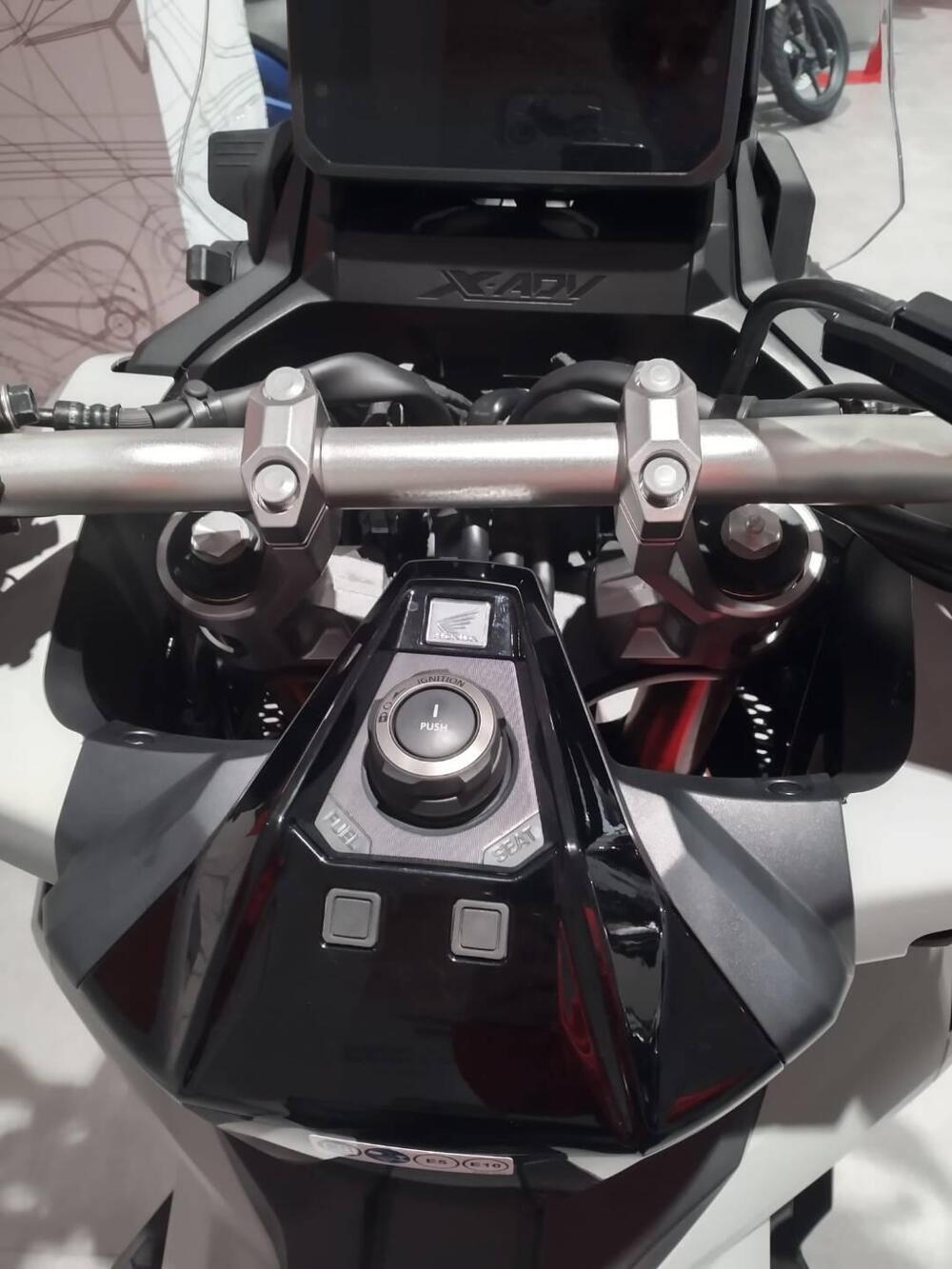 Honda X-ADV 750 (2025 - 26) (9)