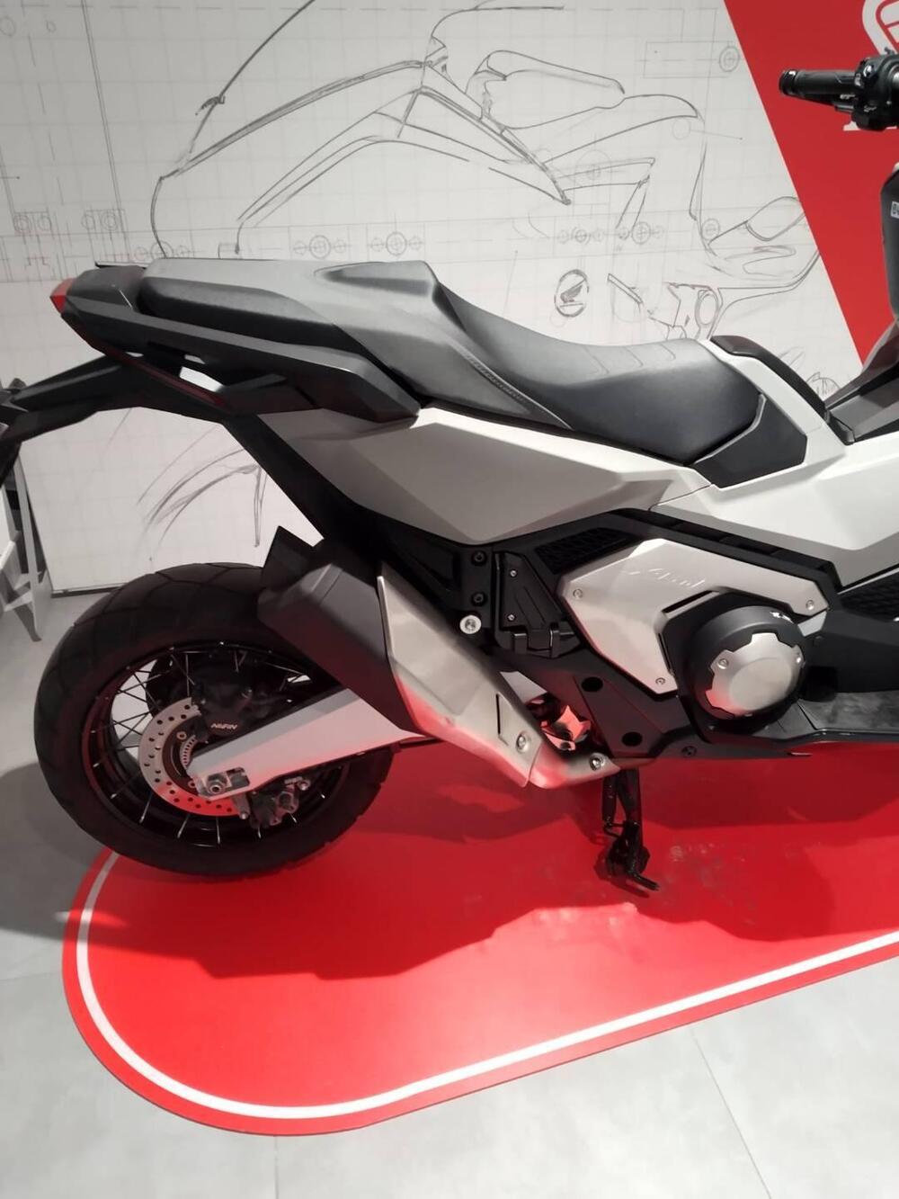 Honda X-ADV 750 (2025 - 26) (13)