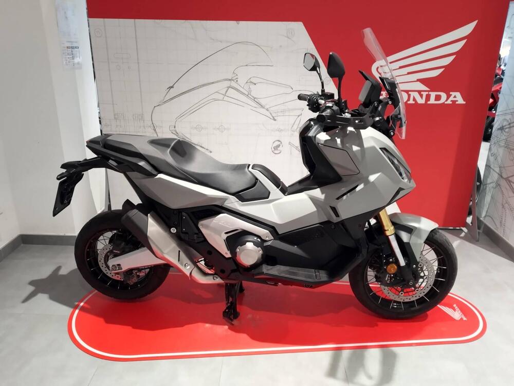 Honda X-ADV 750 (2025 - 26)