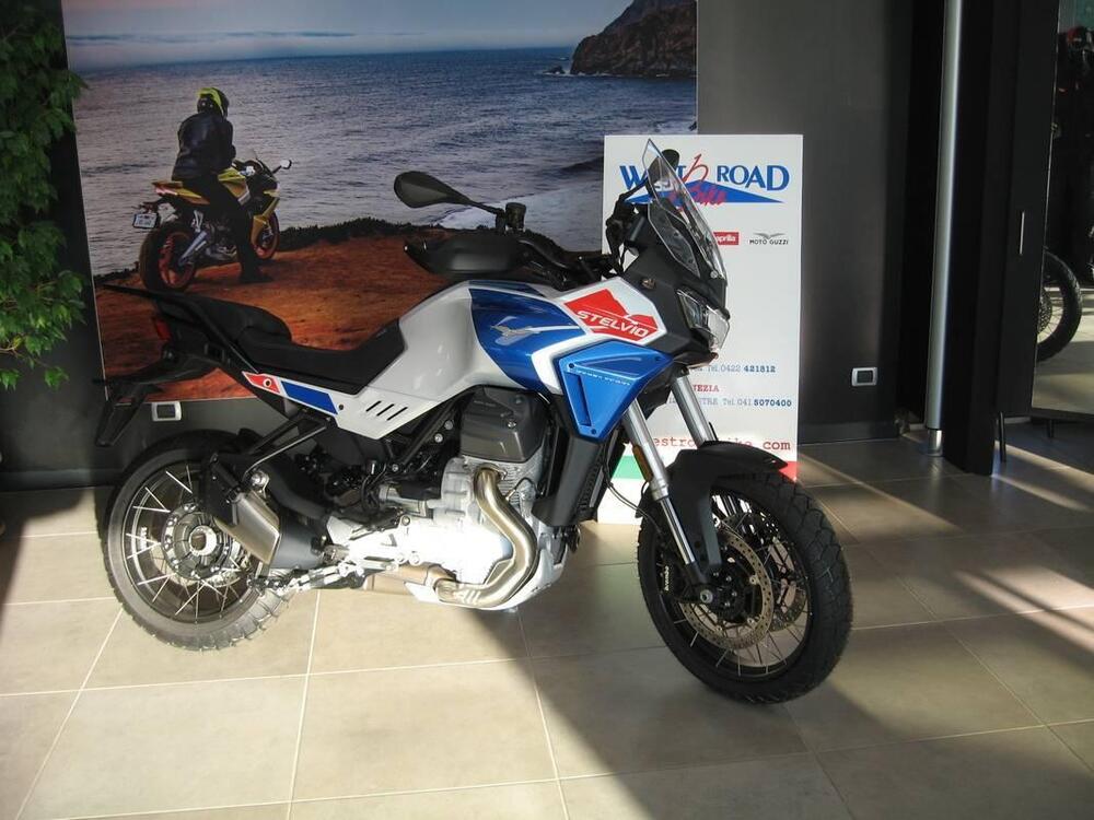 Moto Guzzi Stelvio Duecento Tributo (2025 - 26) (2)