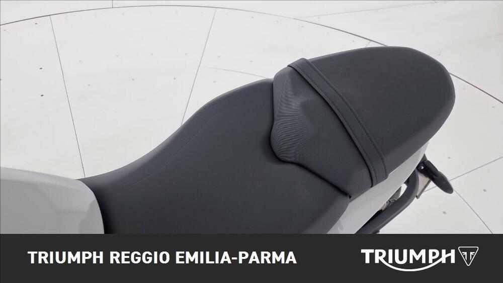 Triumph Trident 800 (2026) (13)