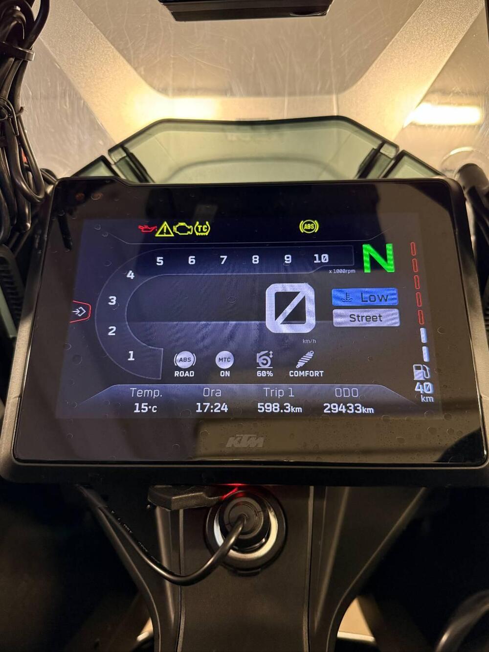 KTM 1290 Super Adventure S (2021) (3)