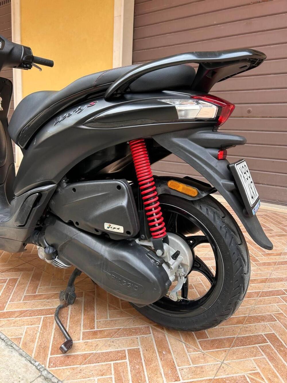 Piaggio Liberty S 50 4T (2020) (2)