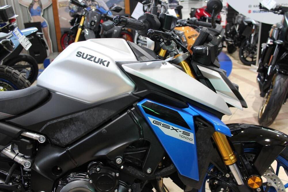 Suzuki GSX-S1000 EVO (2025 - 26) (6)