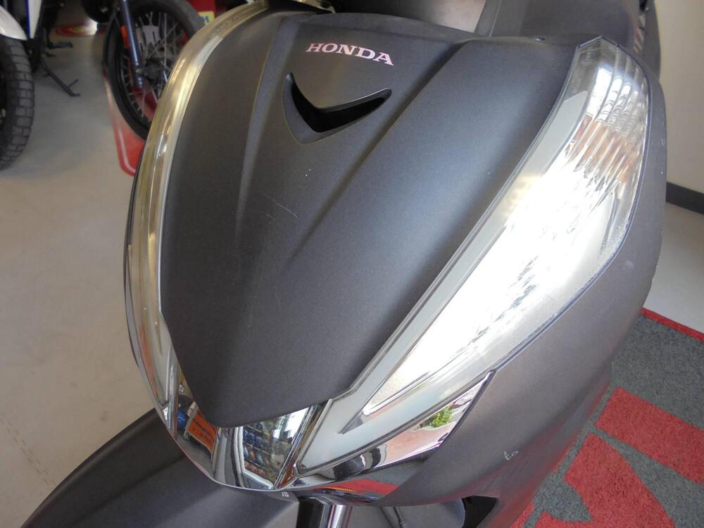 Honda SH 300 i Sport ABS (2018 - 20) (4)