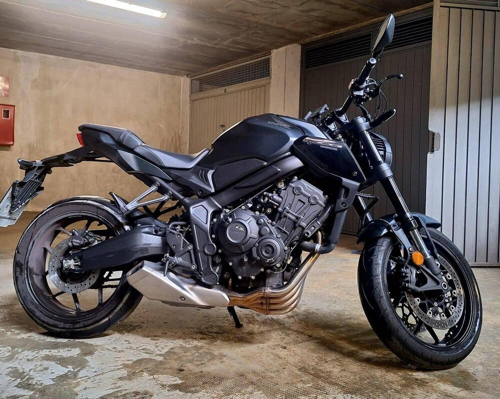 Honda CB 650 R (2021 - 23) (4)