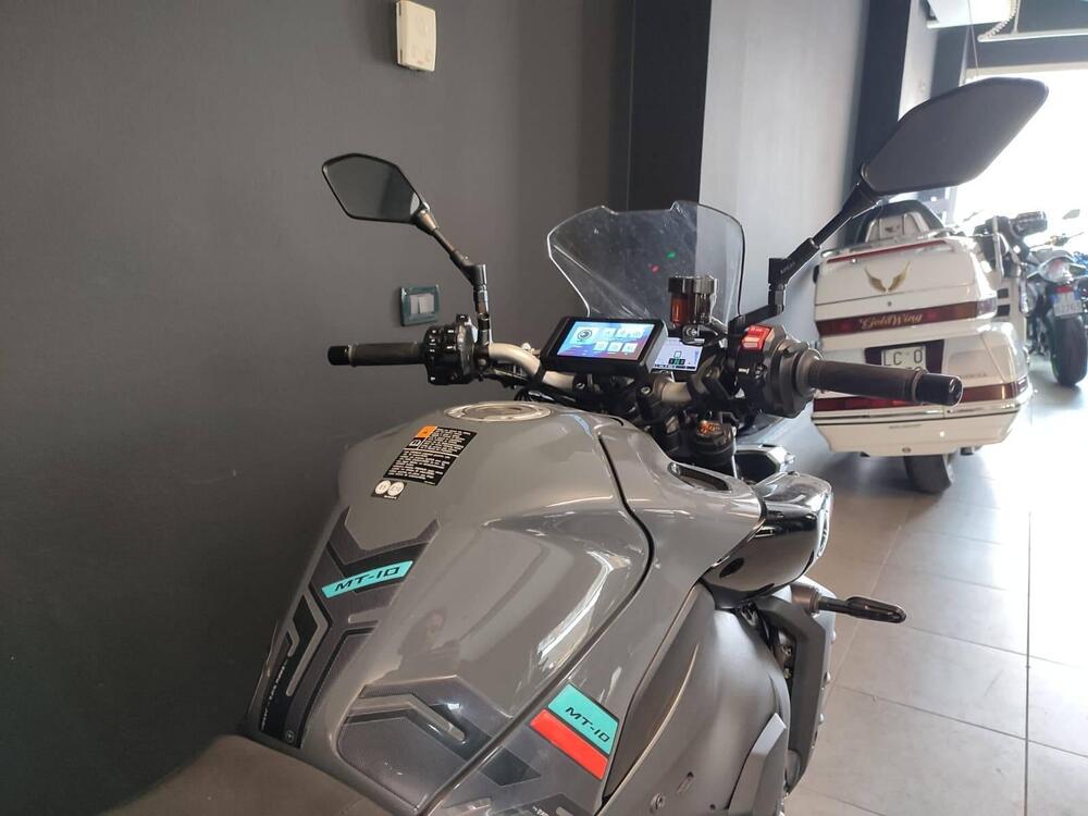 Yamaha MT-10 (2022 - 26) (6)