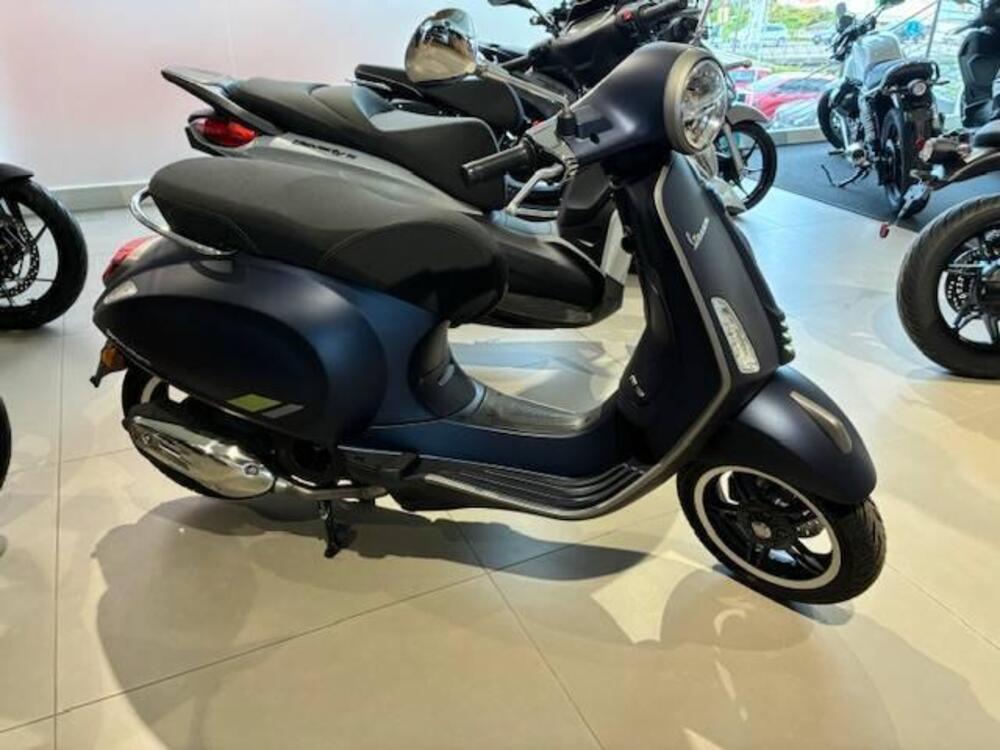 Vespa Primavera 125 Tech (2024 - 25) (2)