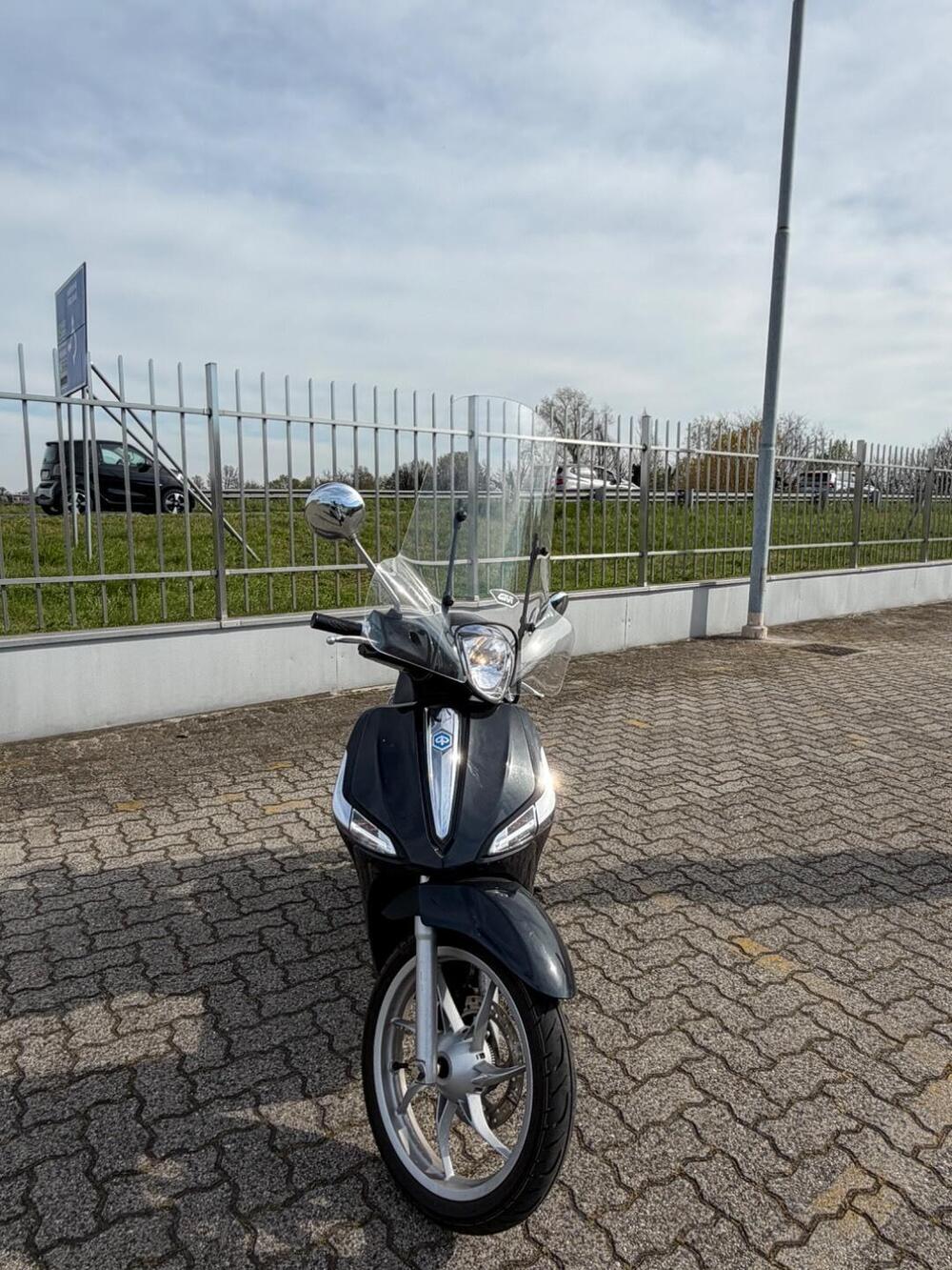 Piaggio Liberty 125 3V ABS (2021 - 24) (6)