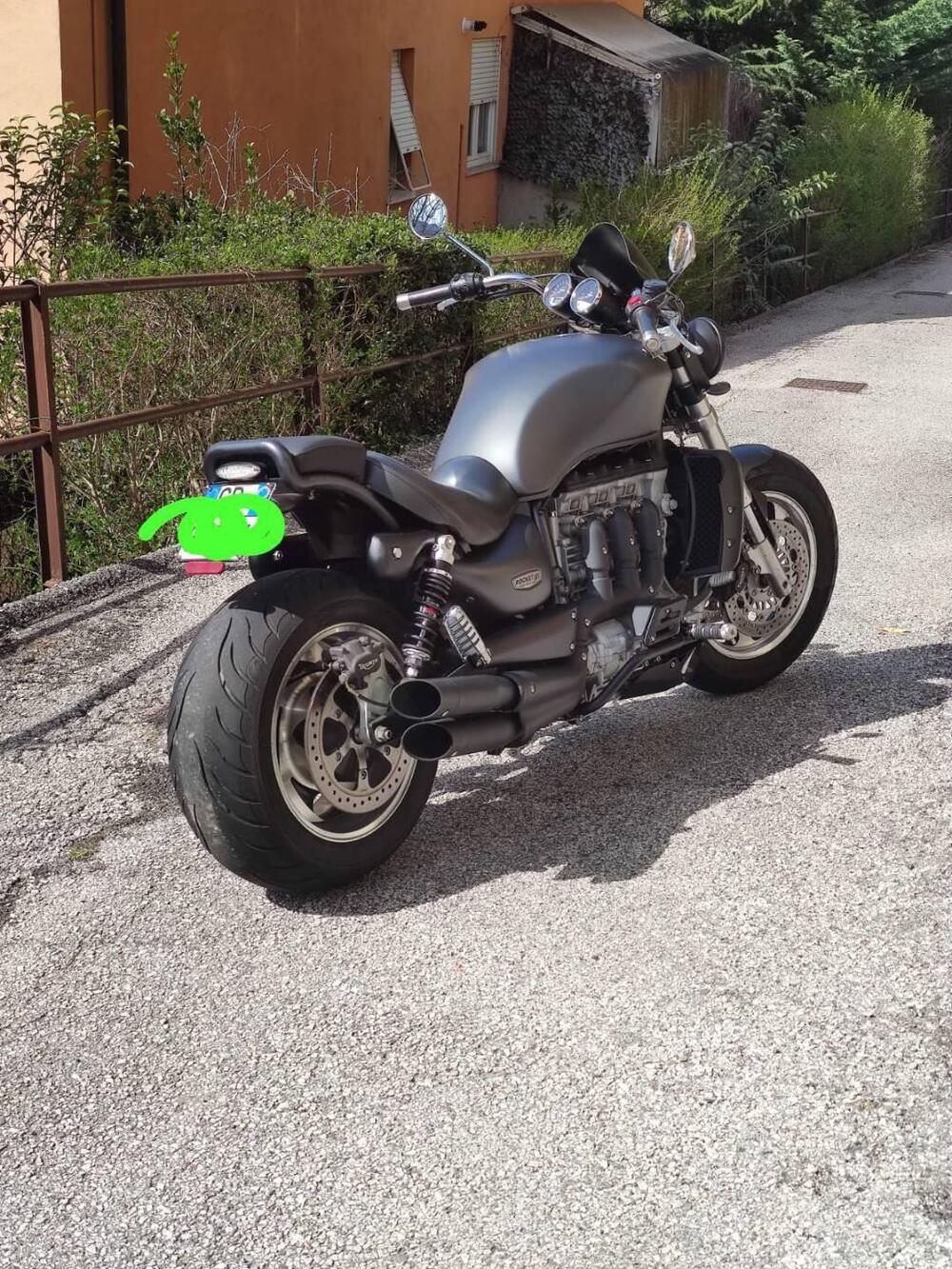 Triumph Rocket 3 (2004 - 11) (2)