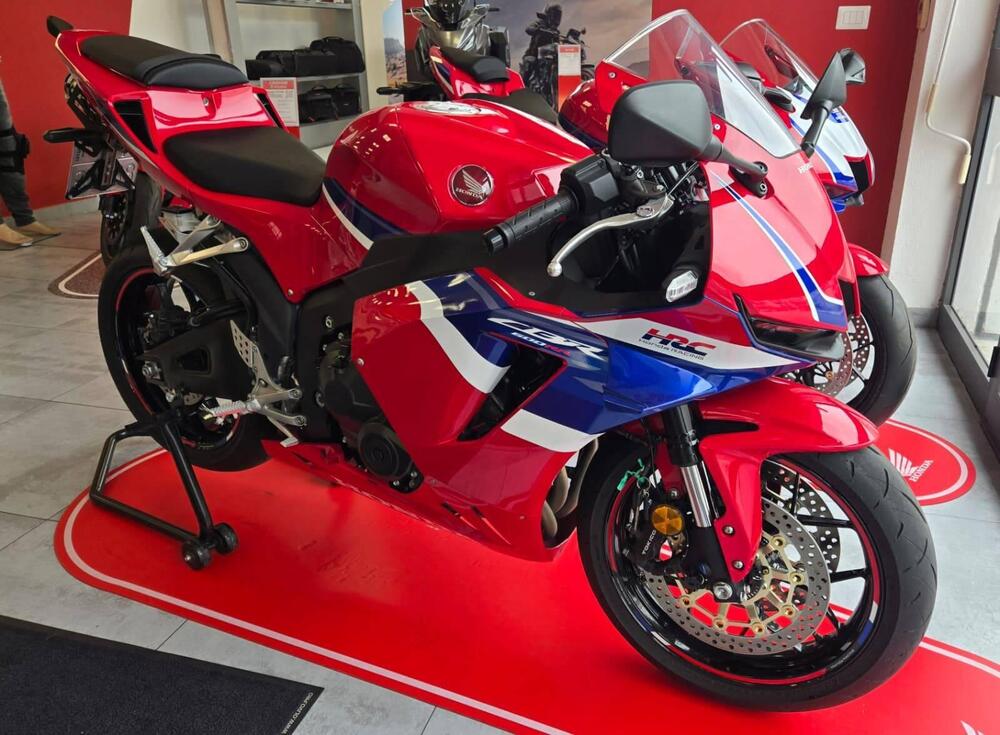 Honda CBR 600 RR (2024 - 26)