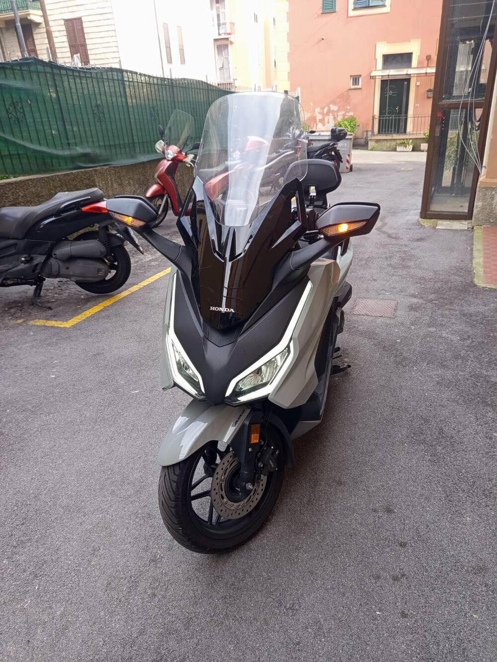 Honda Forza 350 (2022 - 24) (4)