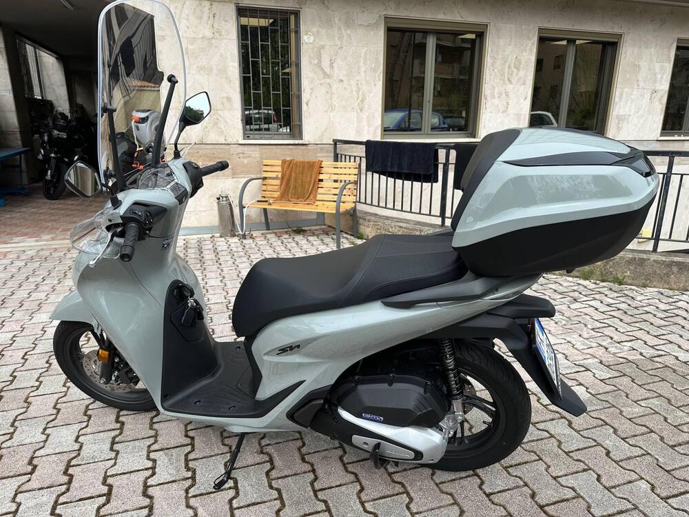 Honda SH 125i (2024 - 25) (4)