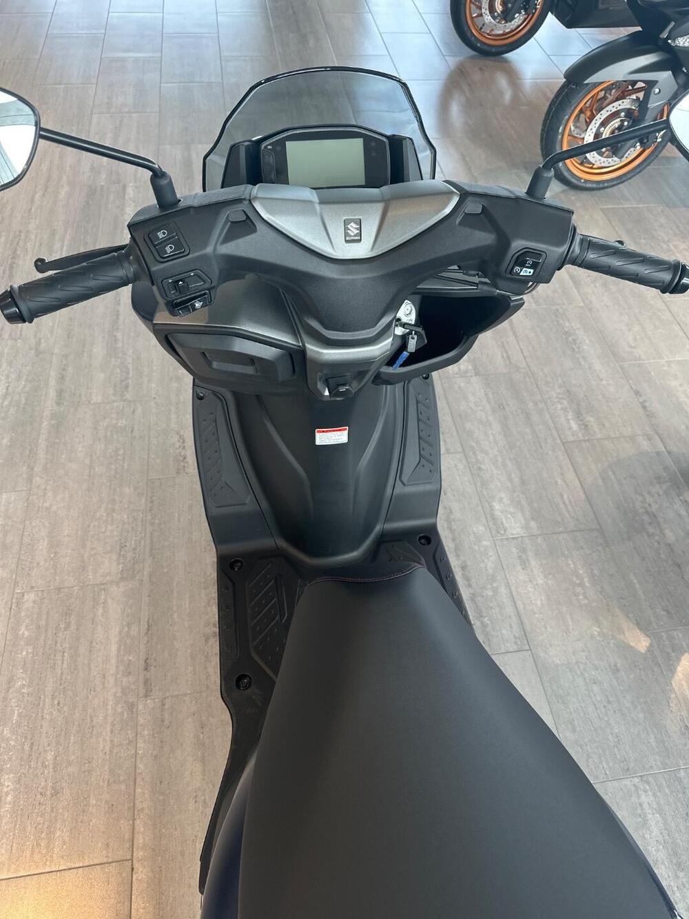 Suzuki Burgman Street 125 Executive (2023 - 26) (4)