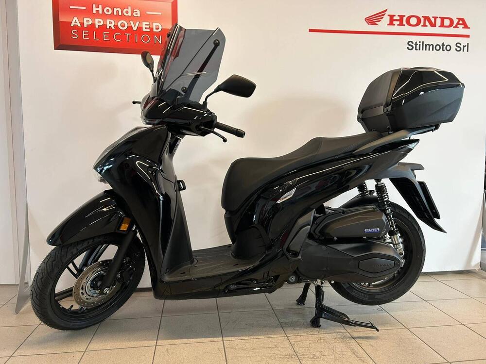 Honda SH 350i GT (2025 - 26) (3)