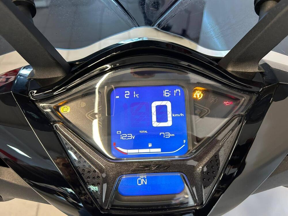 Honda SH 350i GT (2025 - 26) (4)