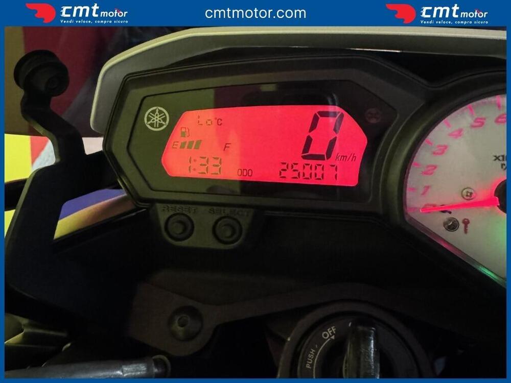 Yamaha FZ8 (2013 - 16) (5)