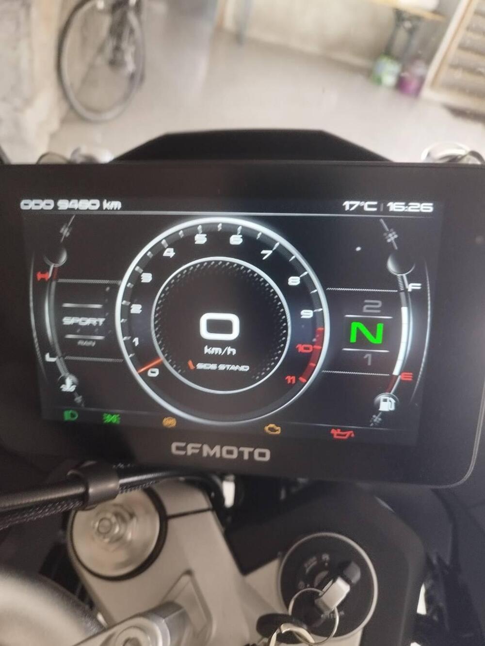 CFMOTO 800MT Touring (2022 - 26) (2)