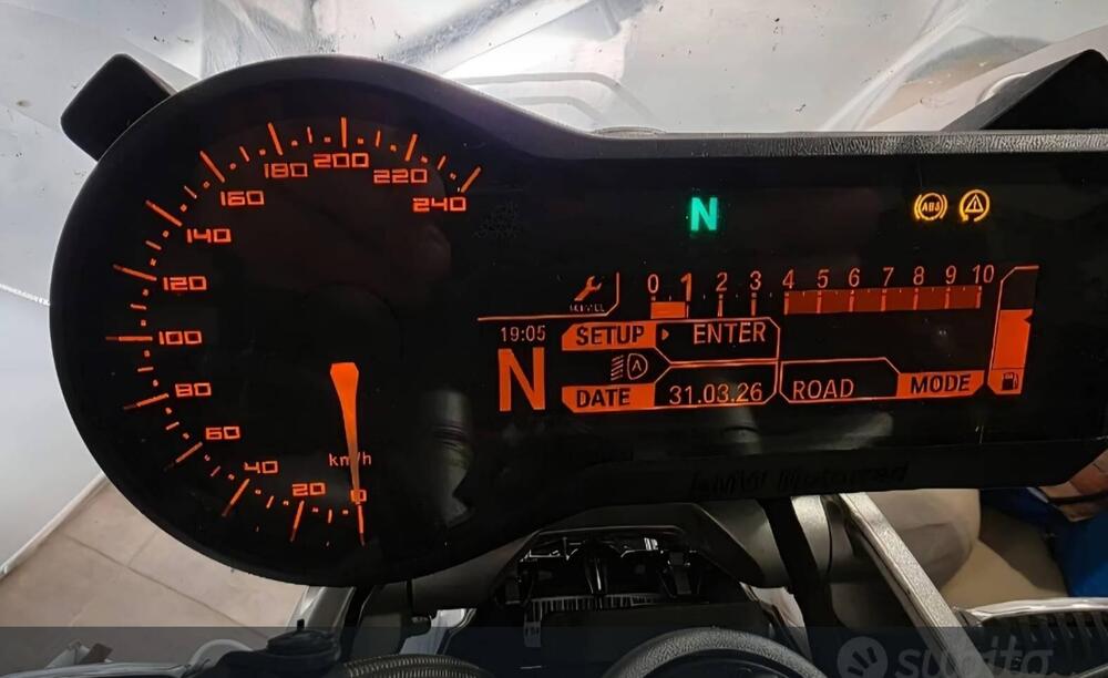 Bmw R 1200 R (2015 - 16) (4)