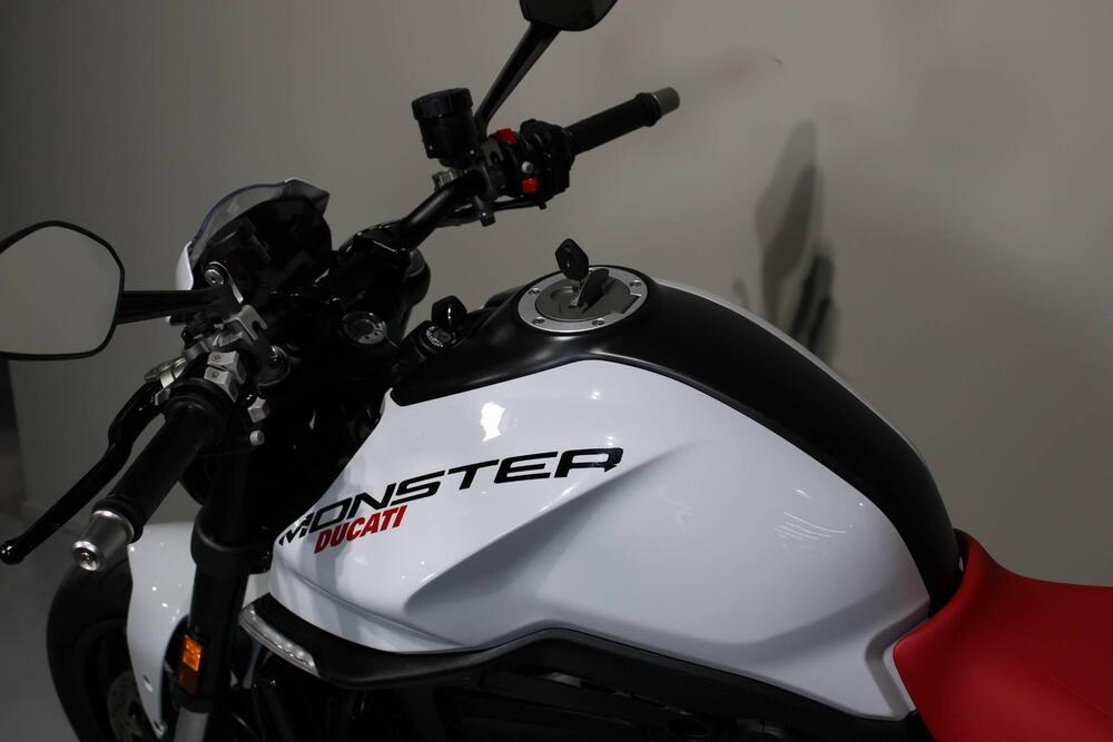 Ducati Monster 937 (2021 - 25) (5)