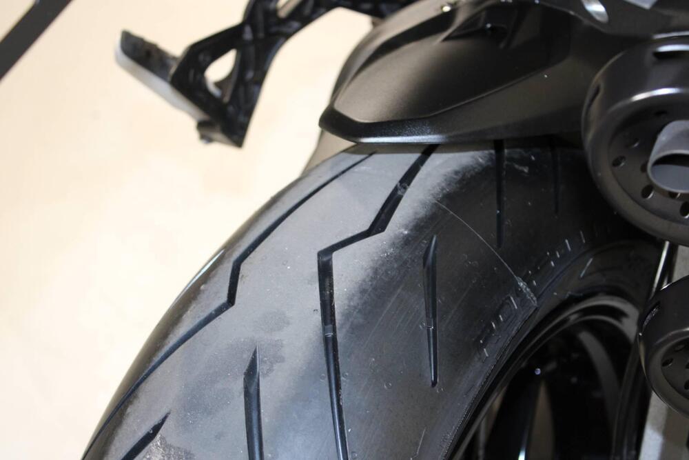 Ducati Monster 937 (2021 - 25) (7)