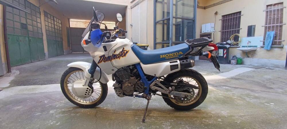 Honda NX 650 Dominator (1988 - 90)