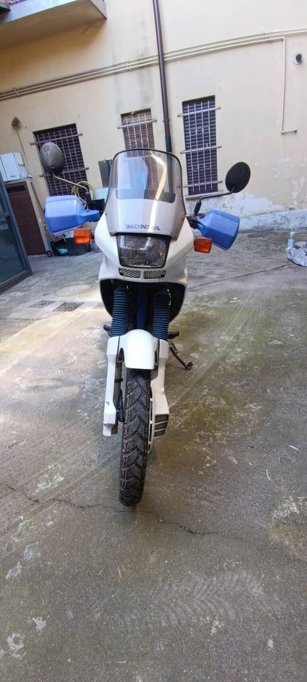 Honda NX 650 Dominator (1988 - 90) (3)