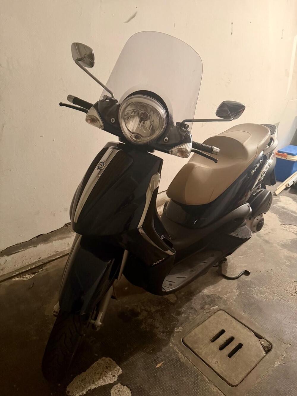 Piaggio Beverly 300 i.e. (2010 - 16) (3)