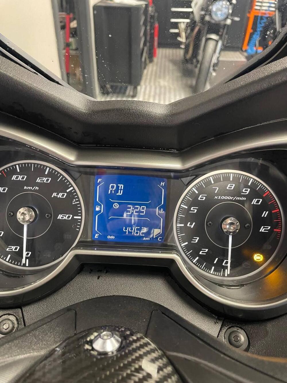 Yamaha X-Max 125 Tech Max (2021 - 24) (4)