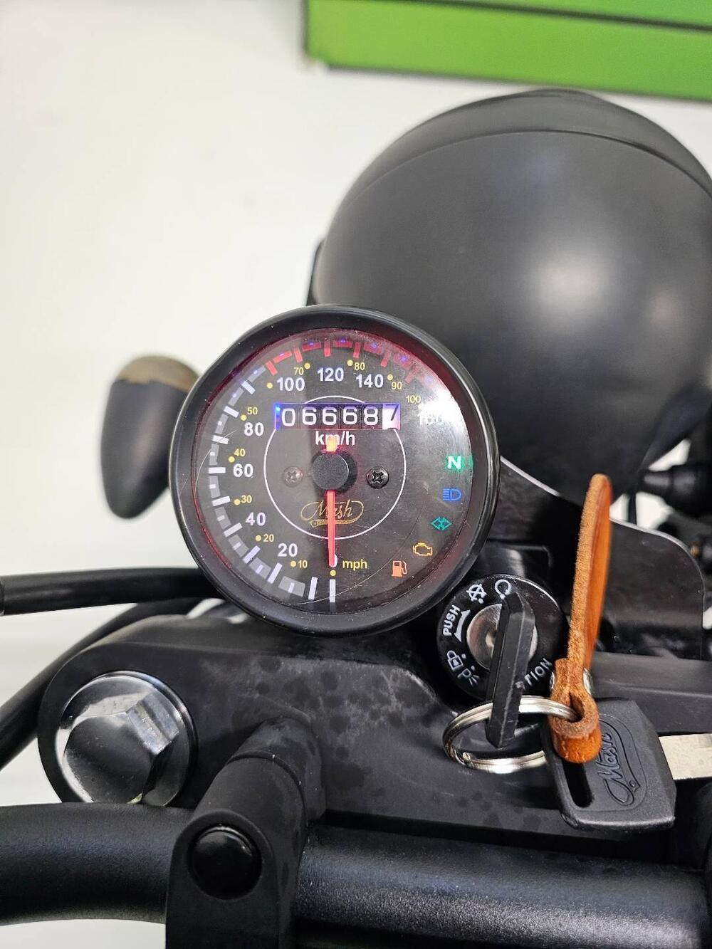 Mash Italia Seventy 125 (2021 - 25) (2)