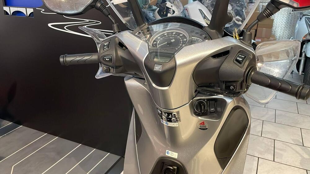 Honda SH 150i (2017 - 19) (5)