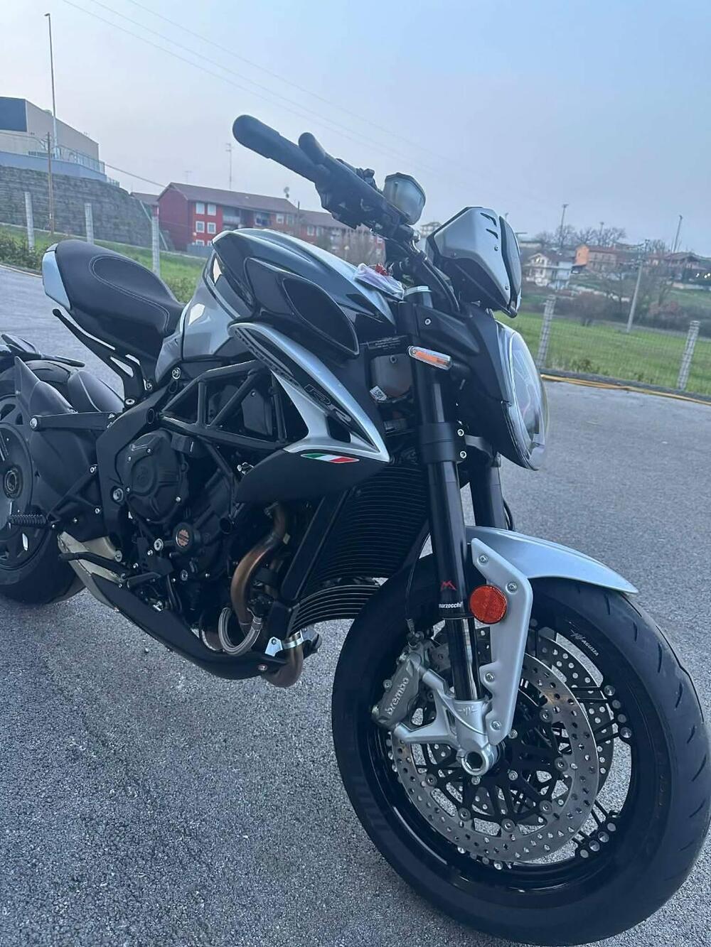 MV Agusta Dragster 800 RR Ottantesimo (2025 - 26) (6)