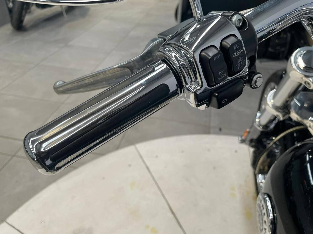 Harley-Davidson 1800 Breakout (2012 - 14) - FXSBSE (4)