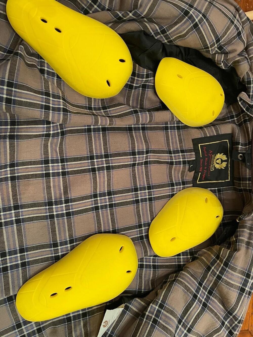 BARBOUR INTERNATIONAL 100 % (9)