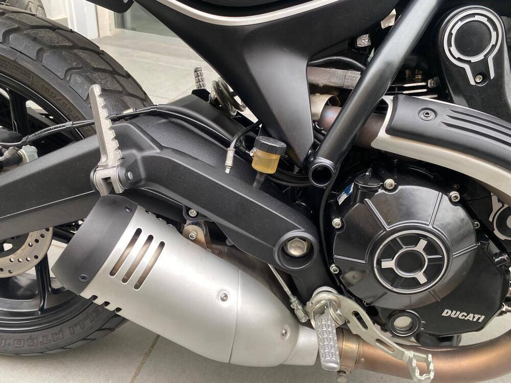 Ducati Scrambler 800 Icon Dark (2021 - 22) (6)