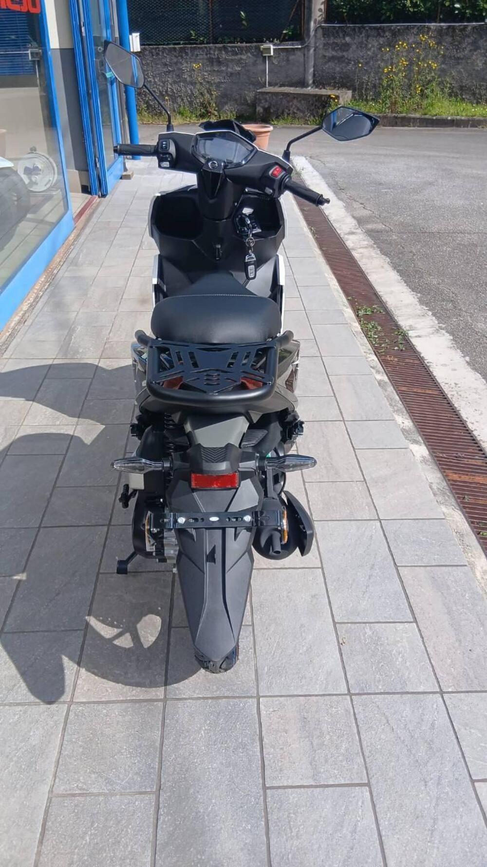 Keeway Motor Icon 125S (2026) (2)