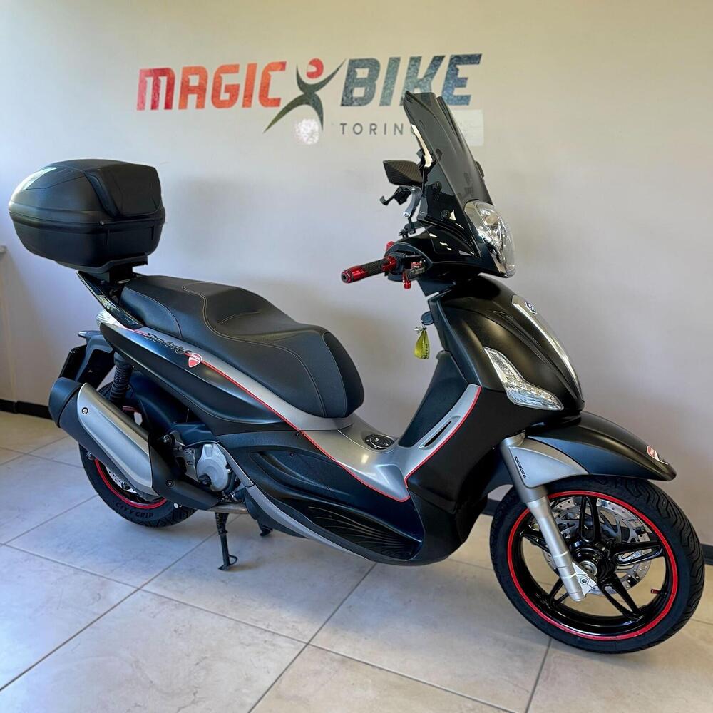 Piaggio Beverly 350 ABS (2016 - 20)