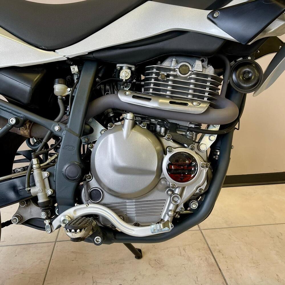 Betamotor Motard 4.0 M4 (2011 - 16) (7)