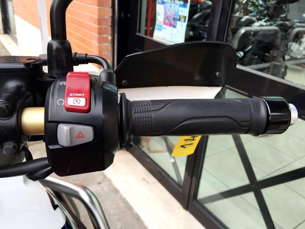 Honda Africa Twin CRF 1000L ABS (2016 - 17) (13)