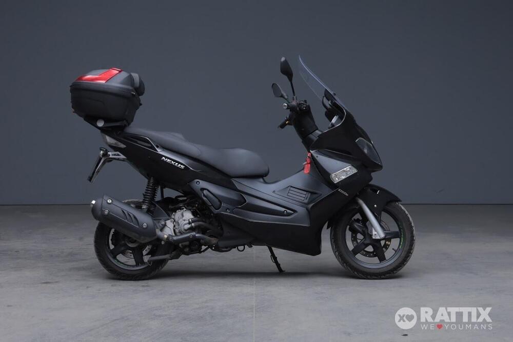 Gilera Nexus 300 (2007 - 13) (4)