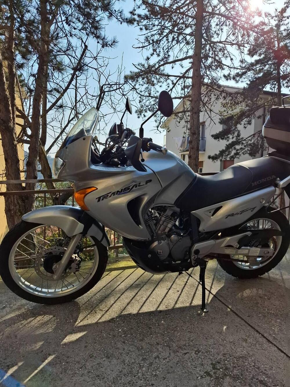 Honda Transalp XL 650V (2000 - 04) (3)