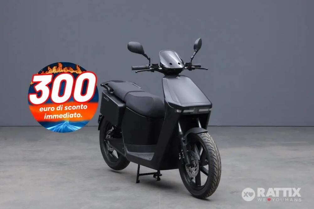 WOW 774 L1e (2021 - 26)