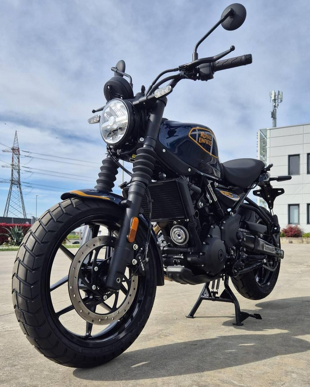 Royal Enfield Guerrilla 450 (2024 - 26) (4)