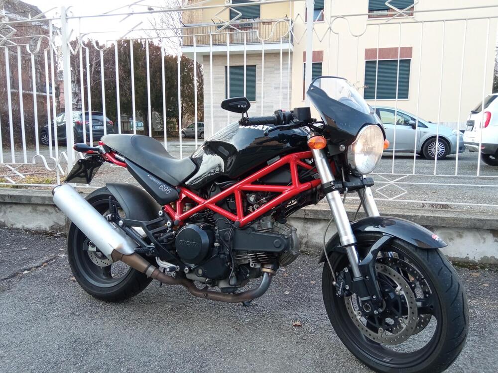 Ducati Monster 695 (2006 - 08) (2)