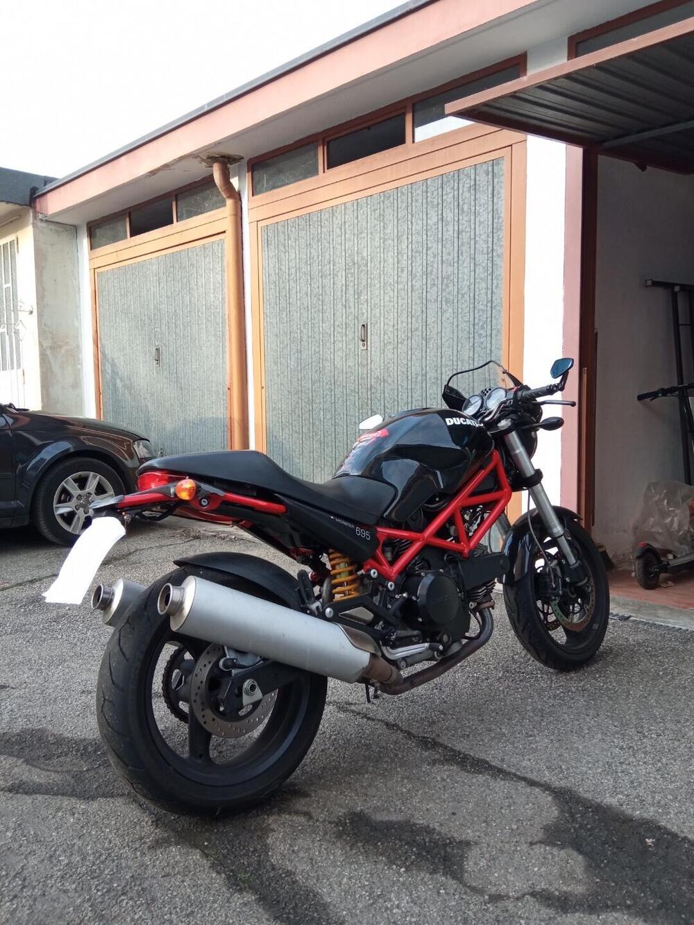 Ducati Monster 695 (2006 - 08) (4)