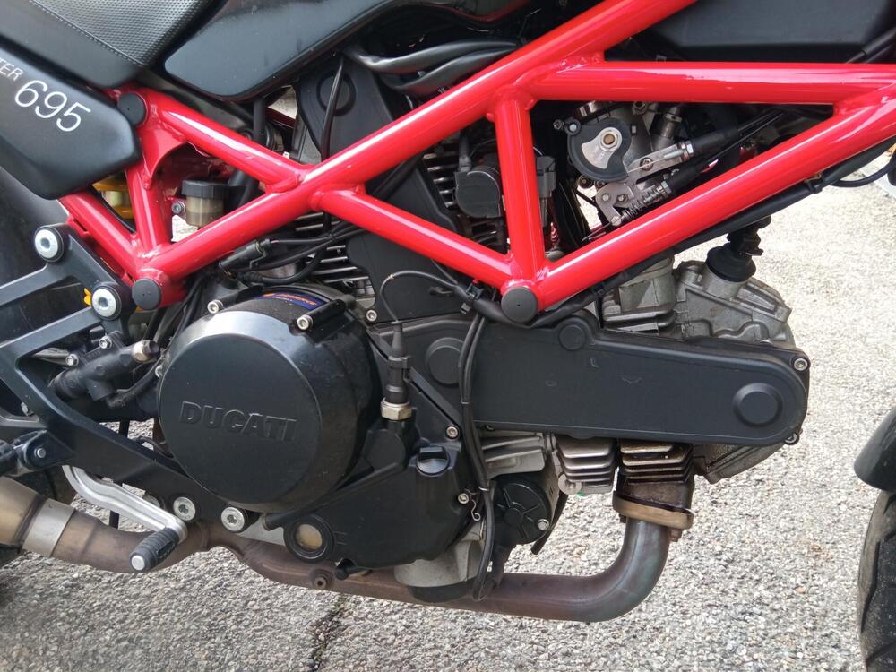 Ducati Monster 695 (2006 - 08) (5)
