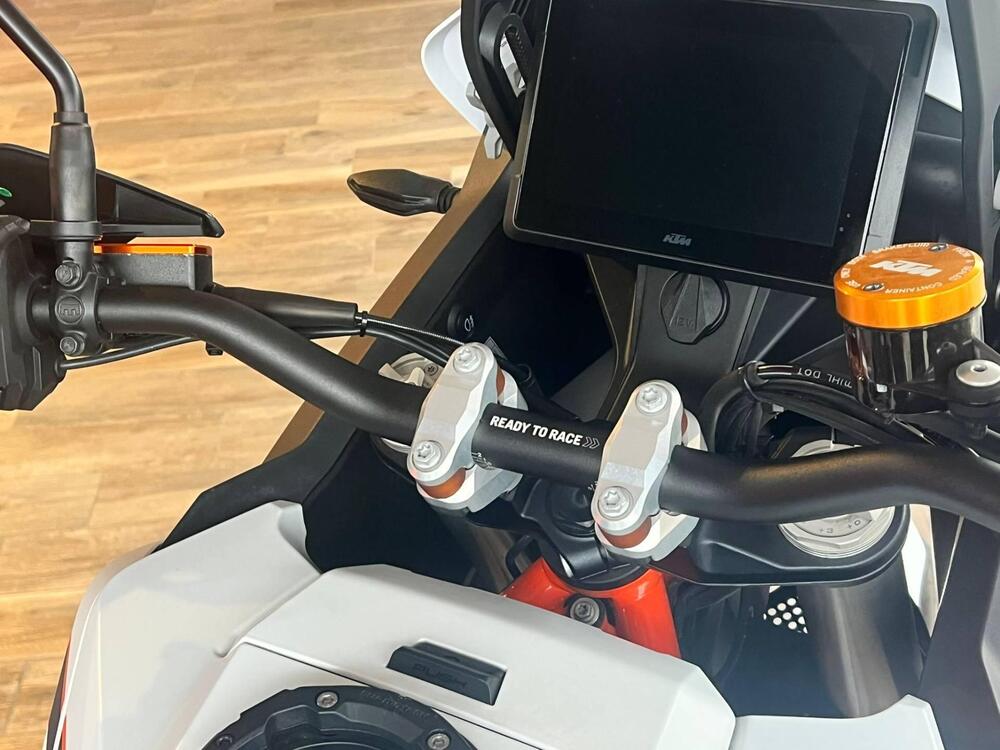 KTM 1290 Super Adventure S (2022 - 25) (6)